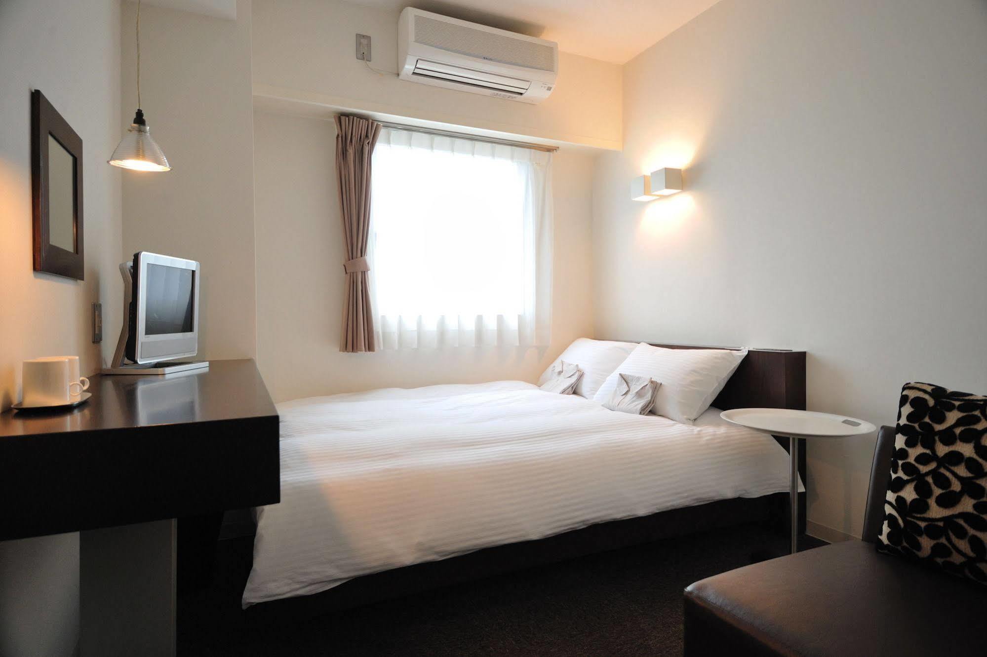 7 Days Hotel Plus Kōchi Exteriör bild